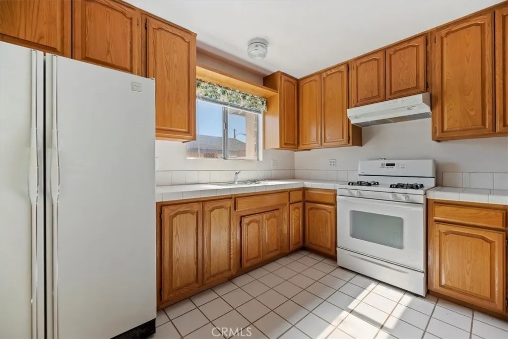 5529 N F, San Bernardino, California 92407 home-pic-26
