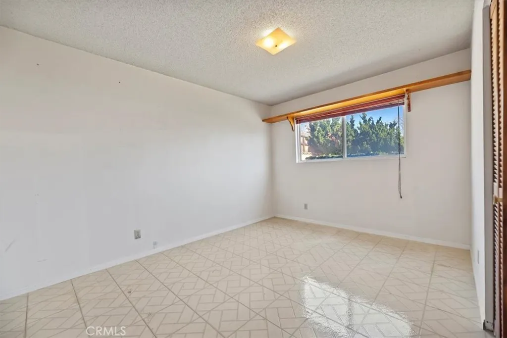 5529 N F, San Bernardino, California 92407 home-pic-33