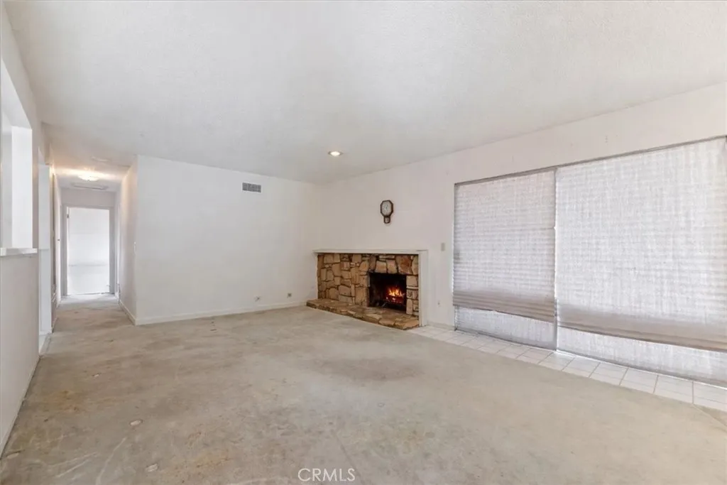 5529 N F, San Bernardino, California 92407 home-pic-9