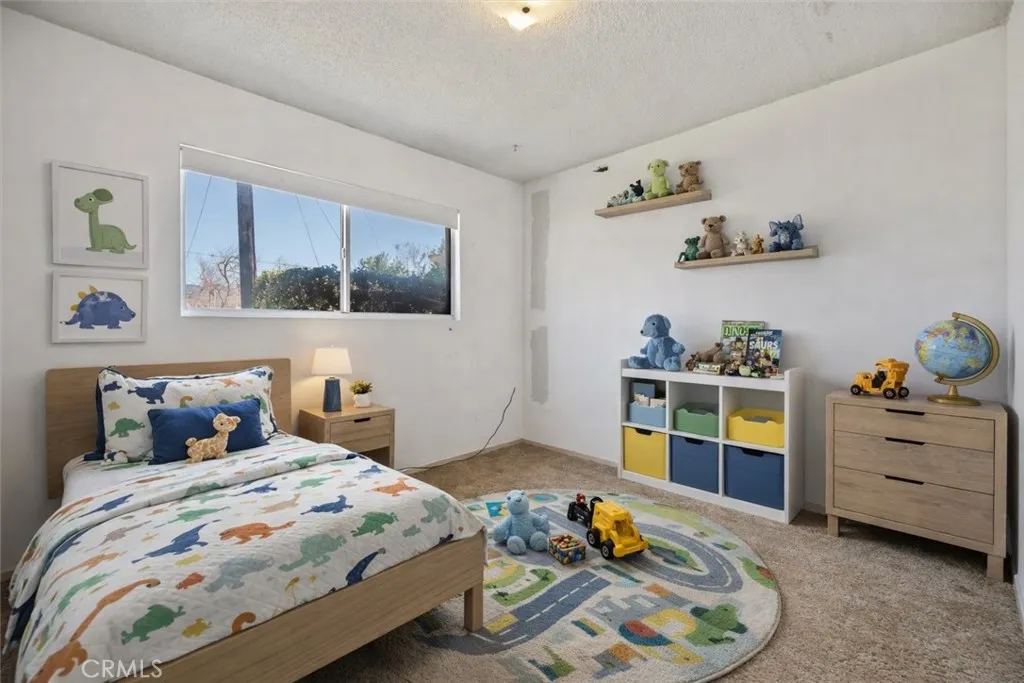 5529 N F, San Bernardino, California 92407 home-pic-32
