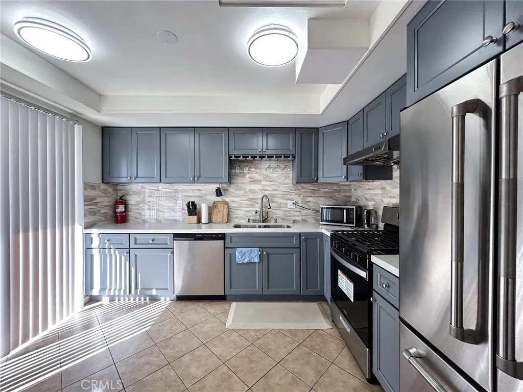 2301 Cravath Court, West Covina, California 91792 home-pic-4