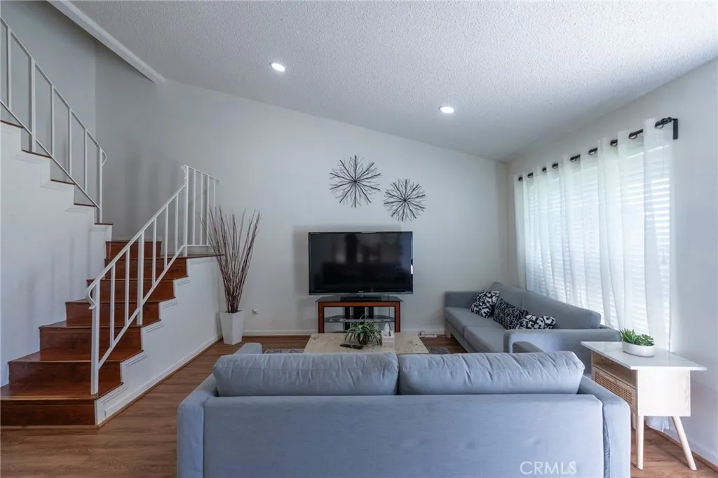 2301 Cravath Court, West Covina, California 91792 home-pic-15