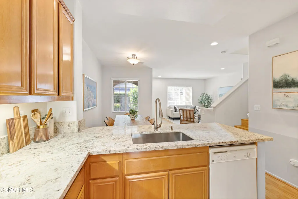 364 Eric Place, Thousand Oaks, California 91362 home-pic-16