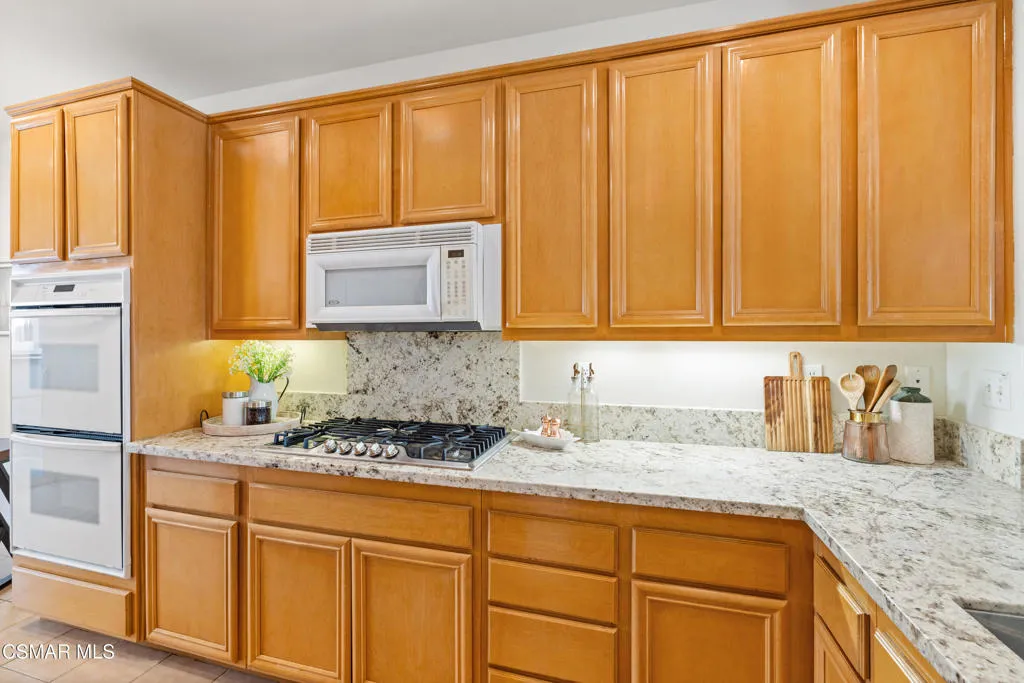 364 Eric Place, Thousand Oaks, California 91362 home-pic-15
