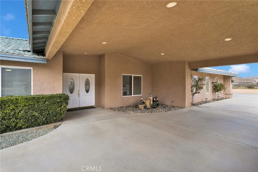 13724 Yuma Road, Apple Valley, California 92307 home-pic-7