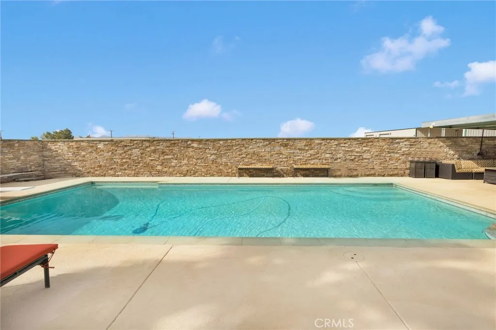 13724 Yuma Road, Apple Valley, California 92307 home-pic-61
