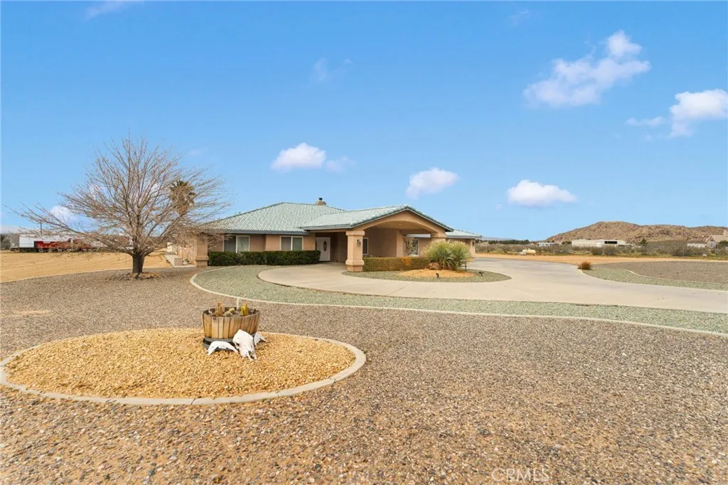 13724 Yuma Road, Apple Valley, California 92307 home-pic-49