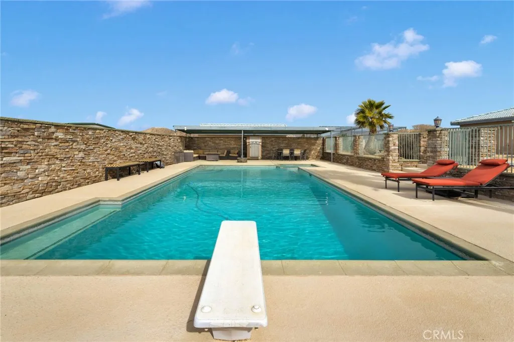 13724 Yuma Road, Apple Valley, California 92307 home-pic-63
