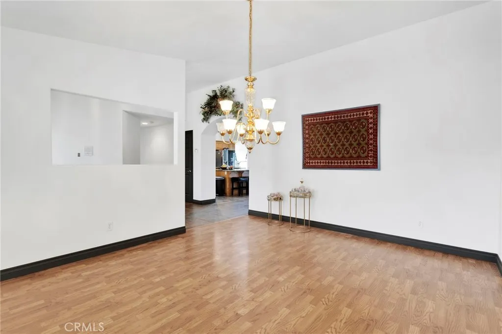 13724 Yuma Road, Apple Valley, California 92307 home-pic-12