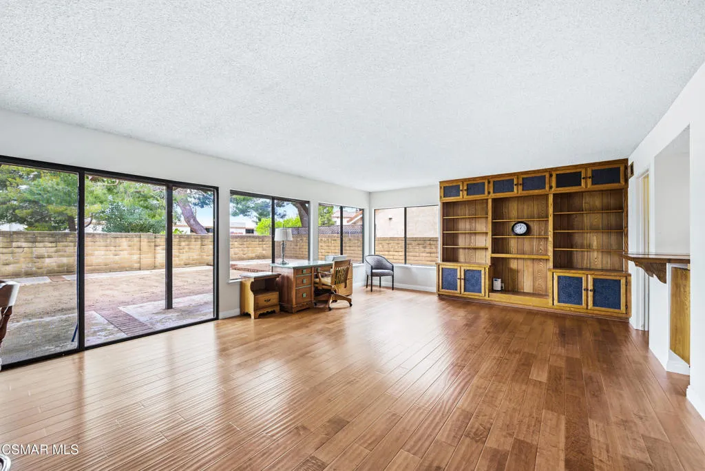 3308 Sawtooth Court, Thousand Oaks, California 91362 home-pic-6