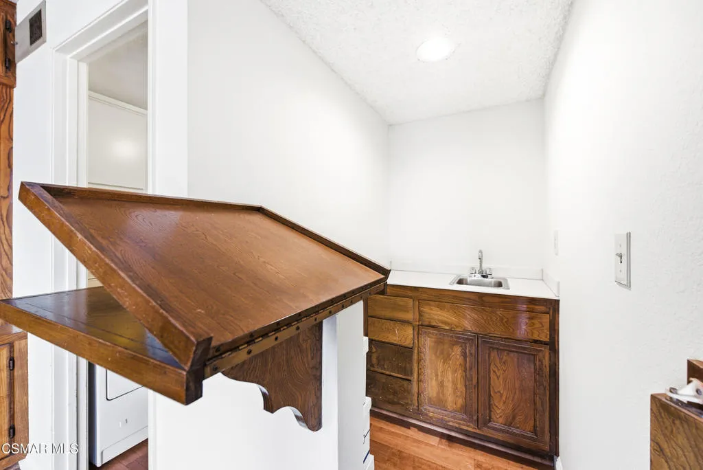 3308 Sawtooth Court, Thousand Oaks, California 91362 home-pic-15