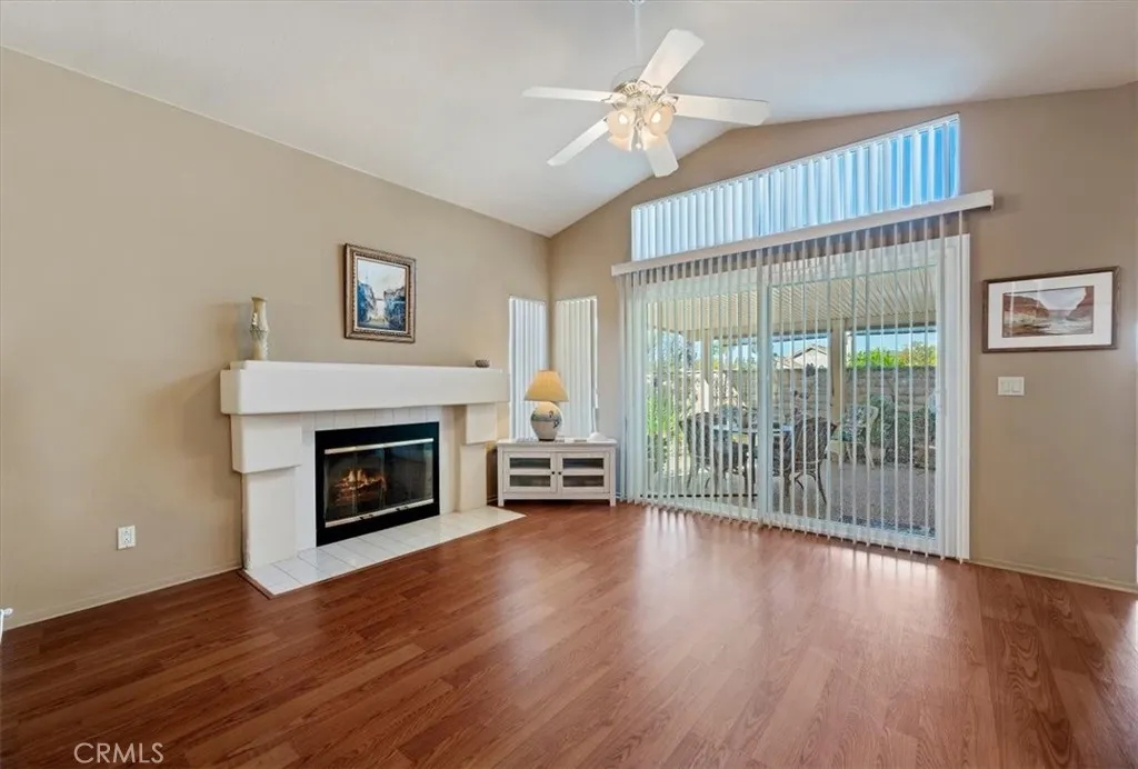 40495 Via Malagas, Murrieta, California 92562 home-pic-14