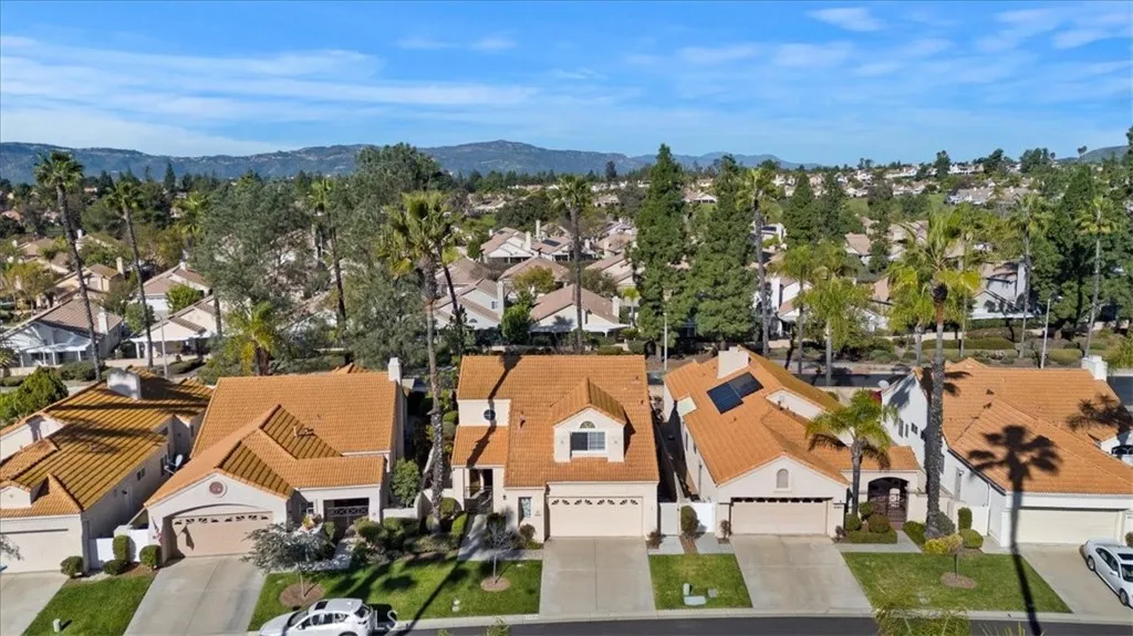 40495 Via Malagas, Murrieta, California 92562 home-pic-37