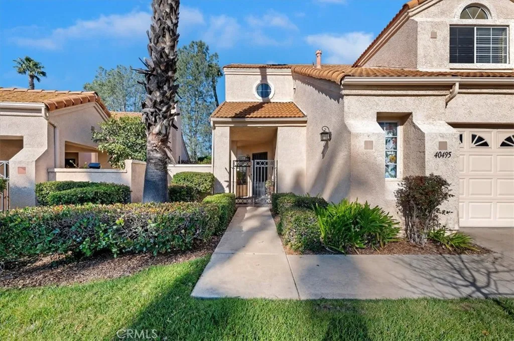 40495 Via Malagas, Murrieta, California 92562 home-pic-5