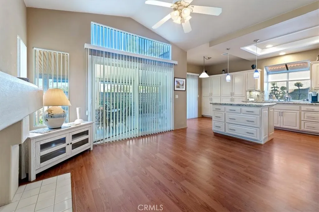 40495 Via Malagas, Murrieta, California 92562 home-pic-13