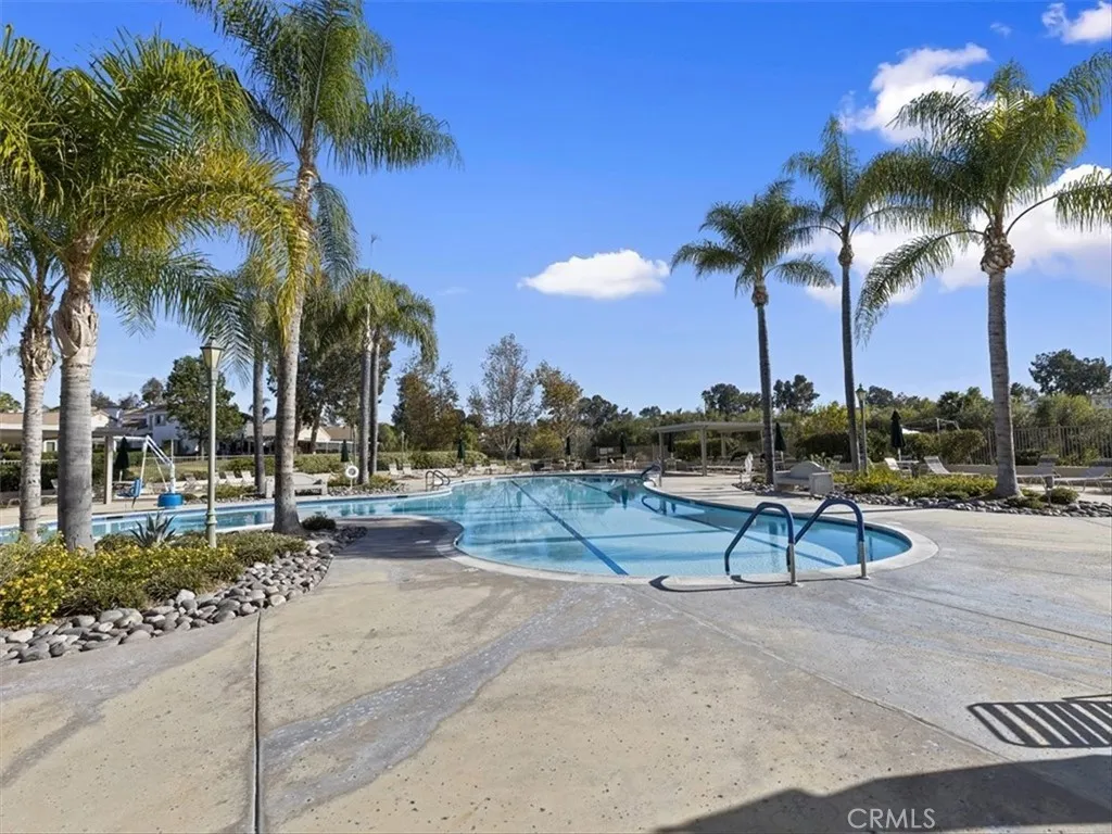 40495 Via Malagas, Murrieta, California 92562 home-pic-55