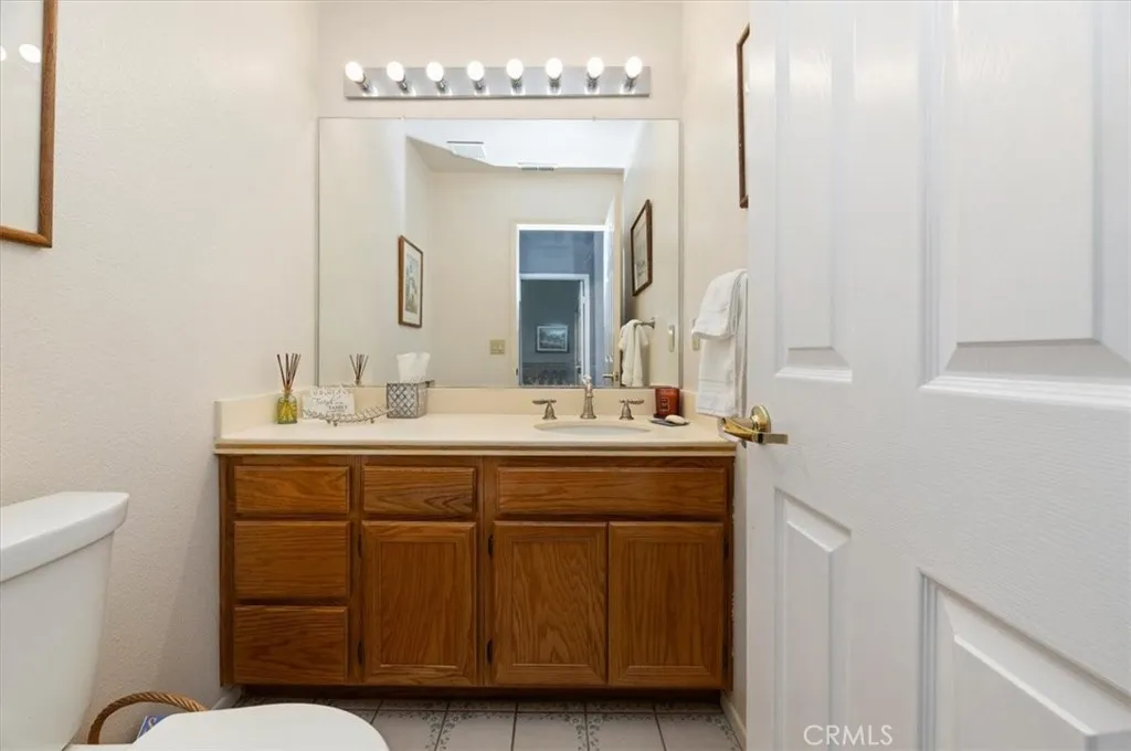 40495 Via Malagas, Murrieta, California 92562 home-pic-16