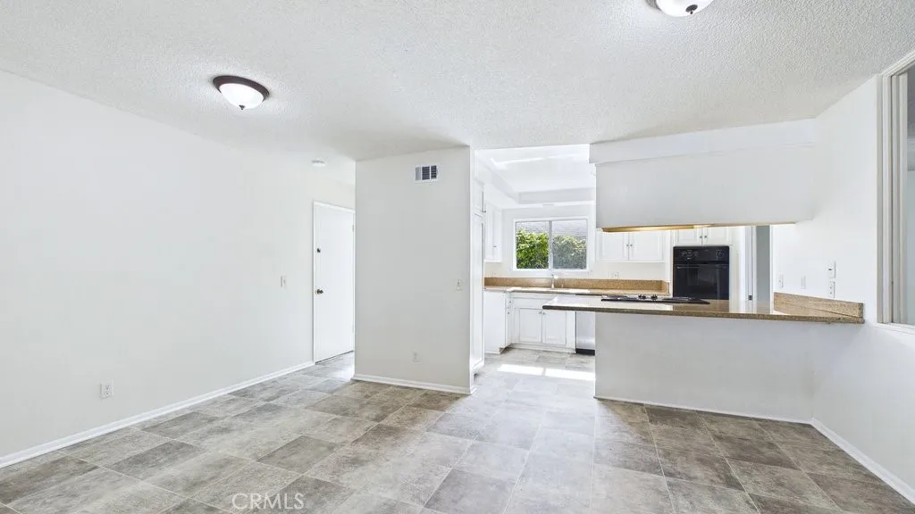 1727 Loma, Camarillo, California 93010 home-pic-15