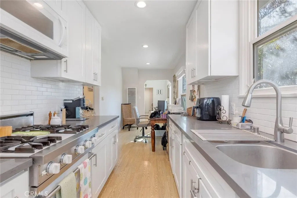 1301 Electric, Seal Beach, California 90740 home-pic-32