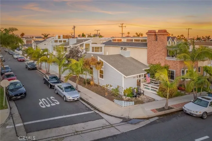 1301 Electric Exterior - sunset in image has been digitally altered