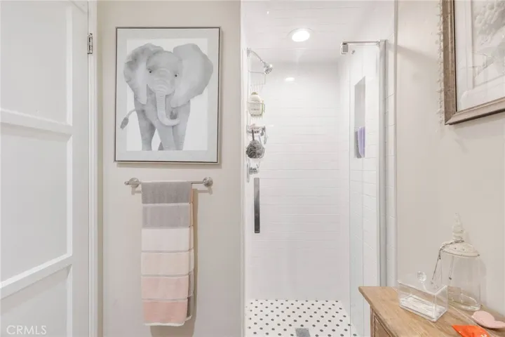 Unit A - Primary Bathroom