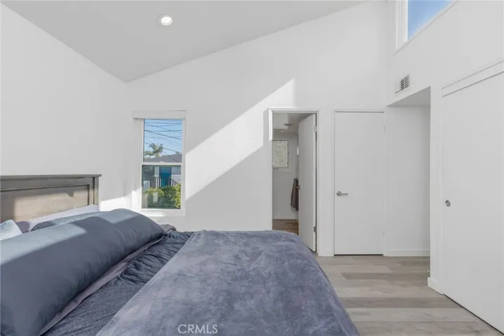 Unit B - Primary Suite