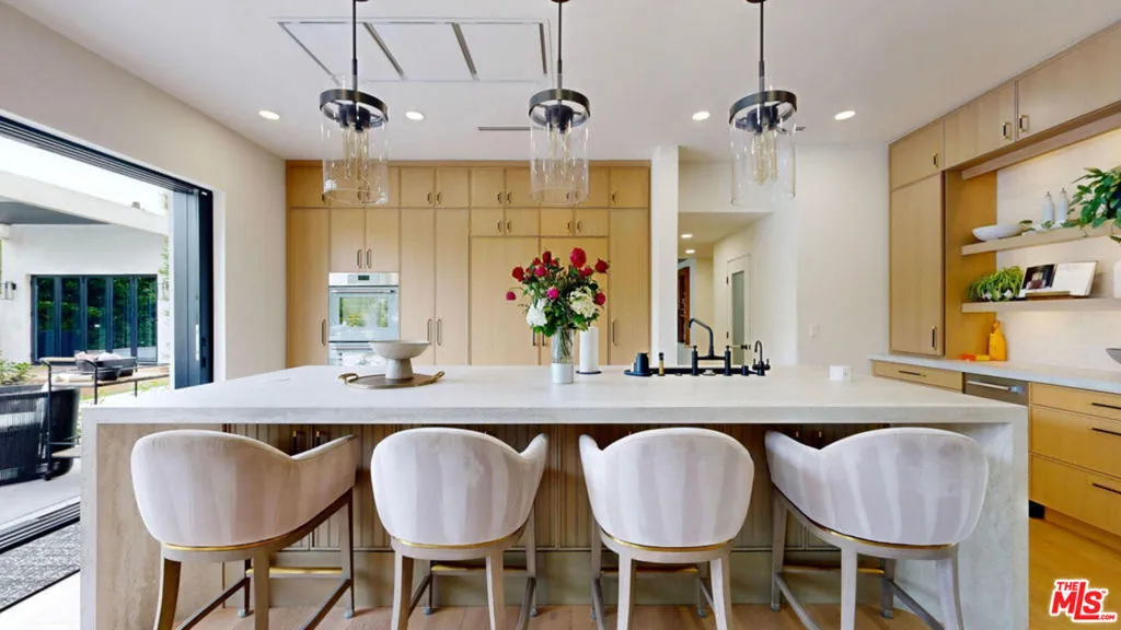 18221 Windsor Drive, Villa Park, California 92861 home-pic-10