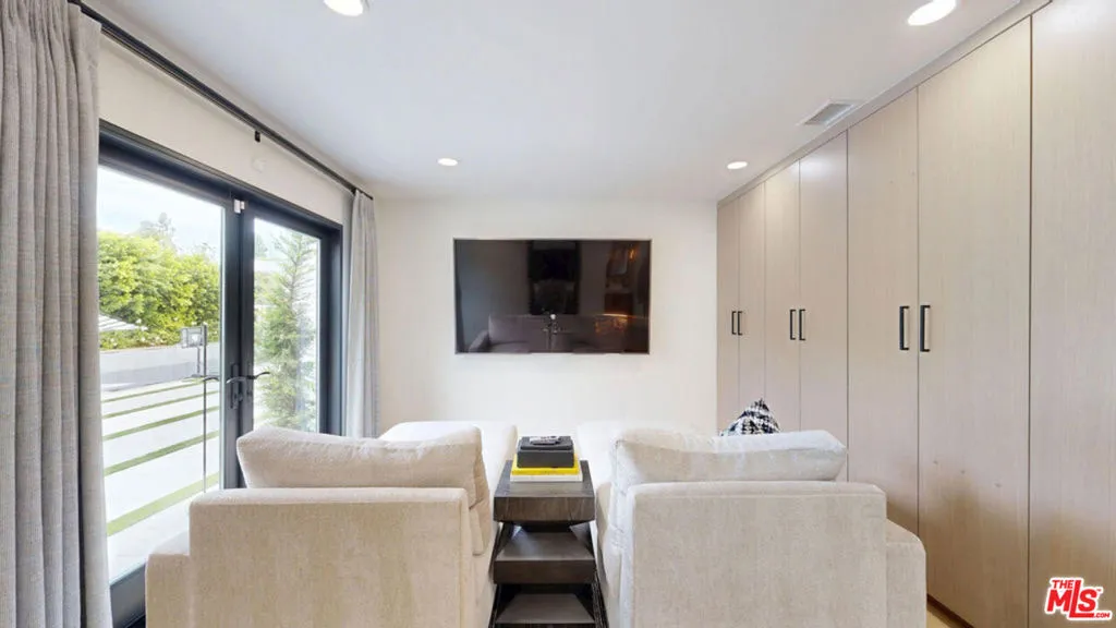 18221 Windsor Drive, Villa Park, California 92861 home-pic-20