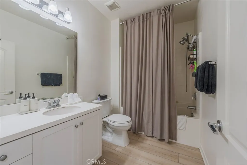 409 Mallorca, Brea, California 92823 home-pic-20