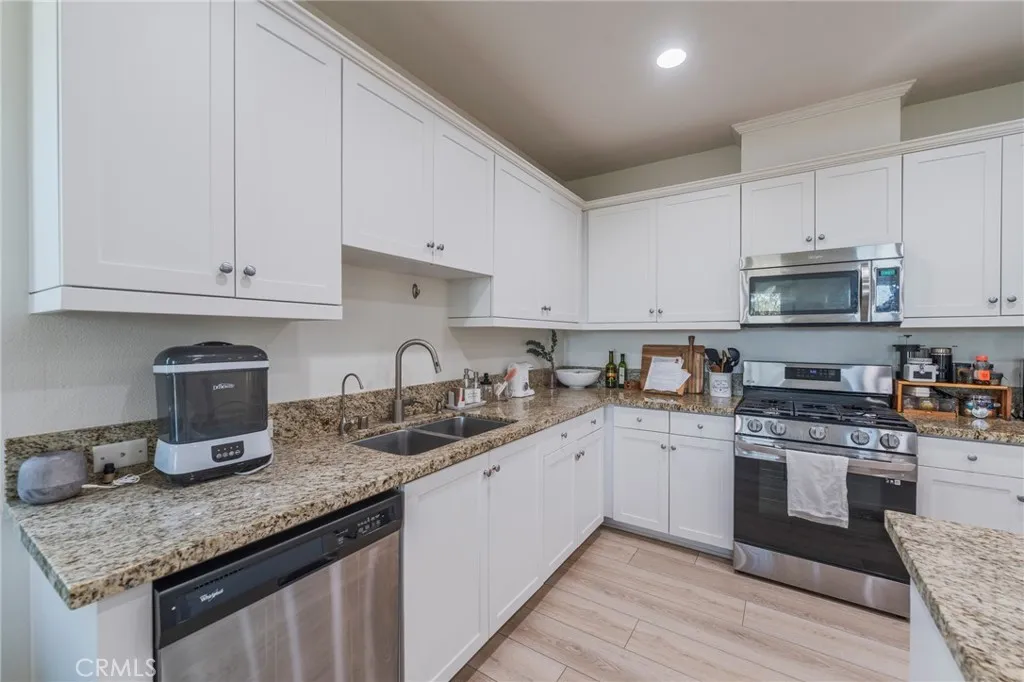 409 Mallorca, Brea, California 92823 home-pic-9