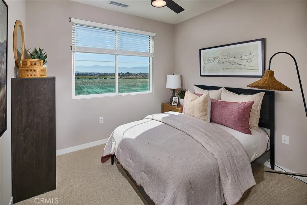 5929 Gramercy Way, Eastvale, California 92880 home-pic-12