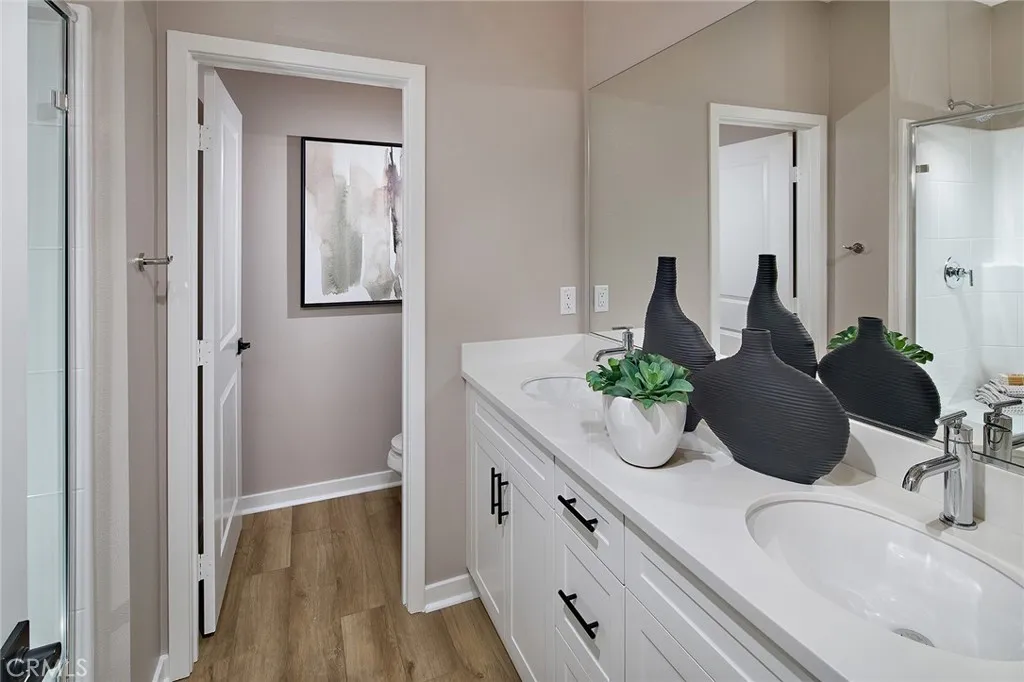5929 Gramercy Way, Eastvale, California 92880 home-pic-10