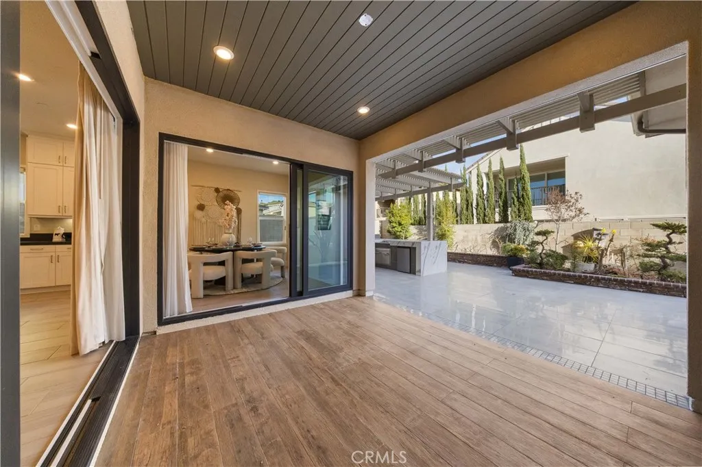 72 Ray, Irvine, California 92618 home-pic-30
