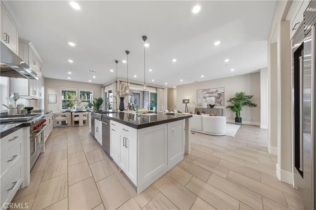 72 Ray, Irvine, California 92618 home-pic-4