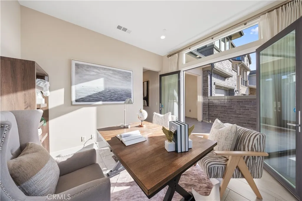 72 Ray, Irvine, California 92618 home-pic-9
