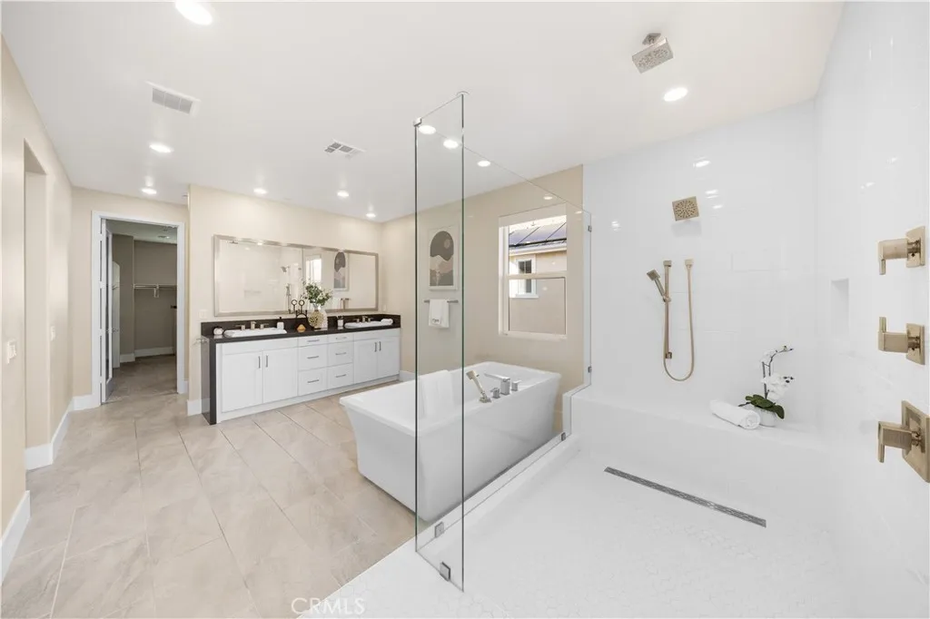 72 Ray, Irvine, California 92618 home-pic-19