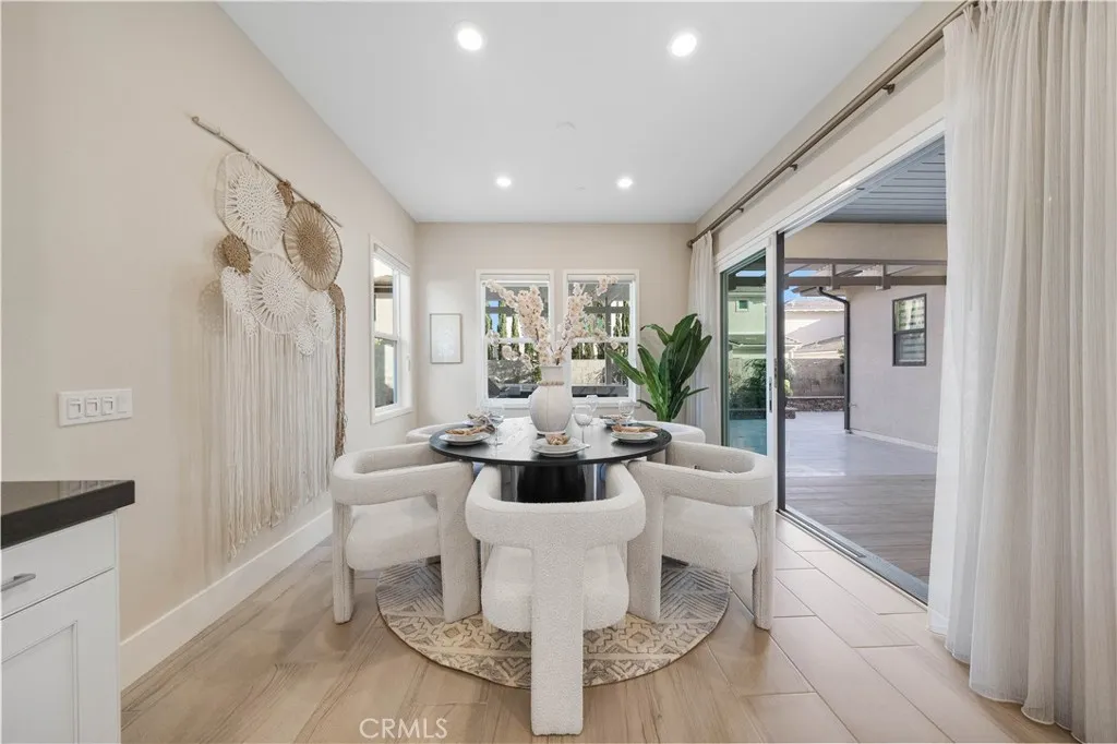 72 Ray, Irvine, California 92618 home-pic-7