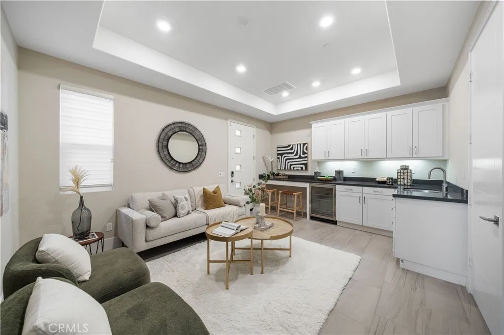 72 Ray, Irvine, California 92618 home-pic-10