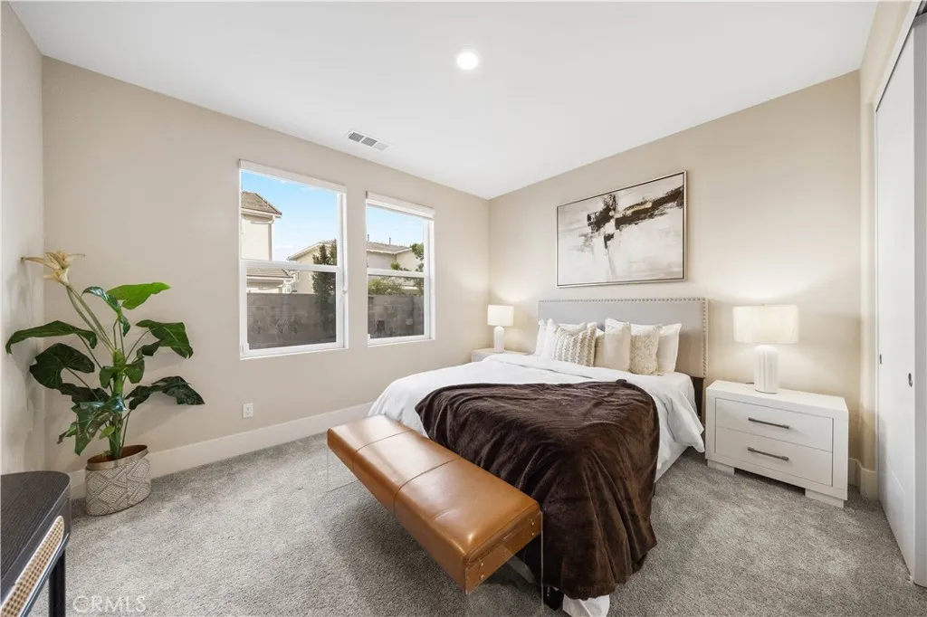 72 Ray, Irvine, California 92618 home-pic-13