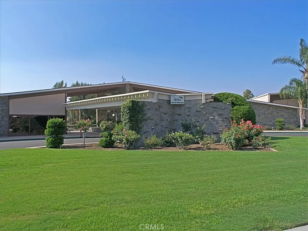 26837 Avenue Of The Oaks, Newhall, California 91321 home-pic-30