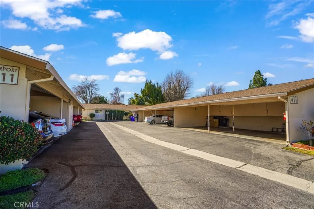 26837 Avenue Of The Oaks, Newhall, California 91321 home-pic-18