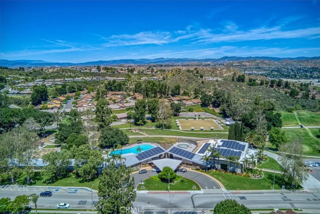 26837 Avenue Of The Oaks, Newhall, California 91321 home-pic-21