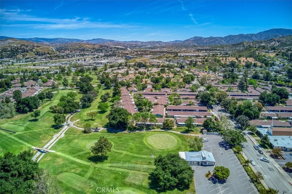 26837 Avenue Of The Oaks, Newhall, California 91321 home-pic-24