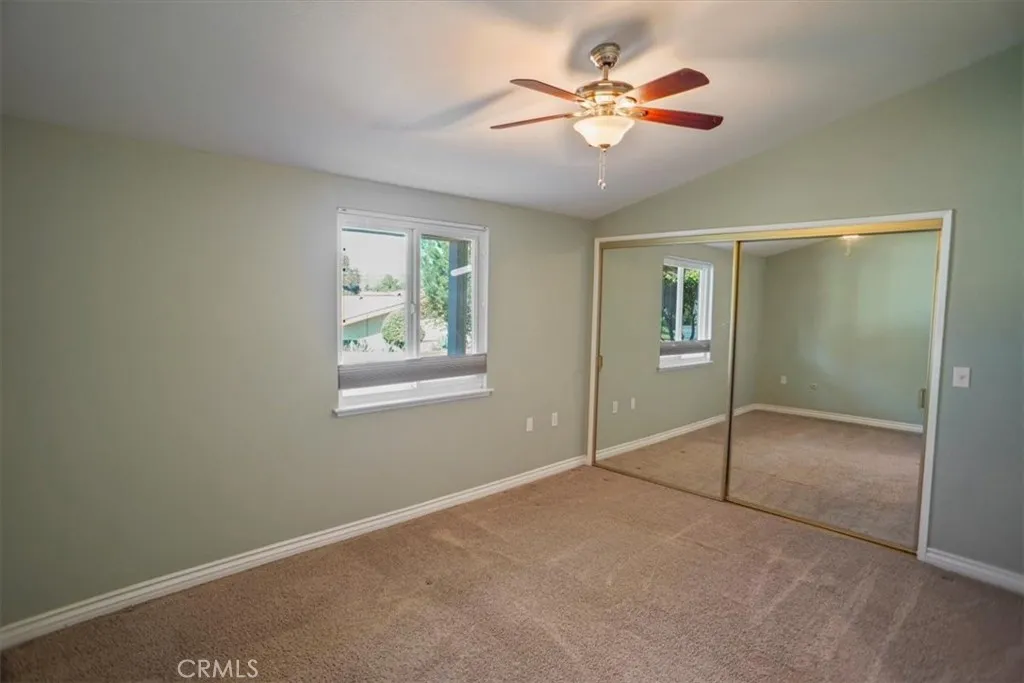 26837 Avenue Of The Oaks, Newhall, California 91321 home-pic-10