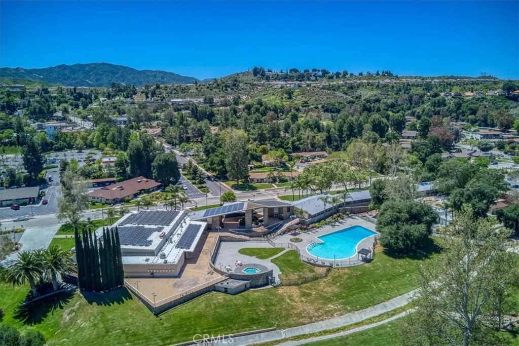 26837 Avenue Of The Oaks, Newhall, California 91321 home-pic-23