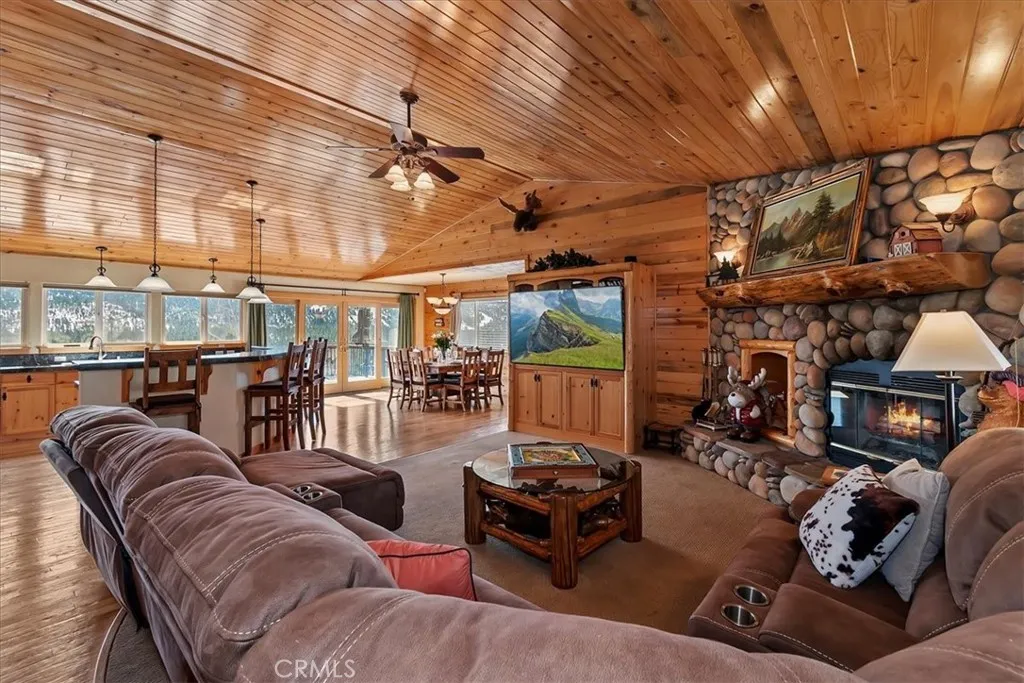 42545 Pegasus, Big Bear Lake, California 92315 home-pic-6