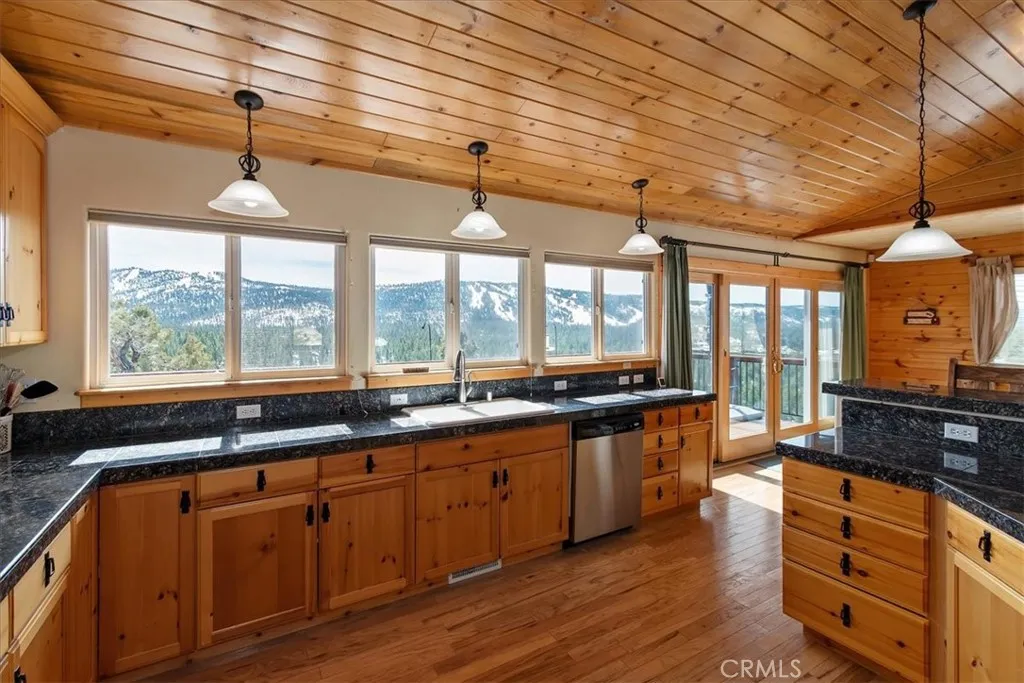 42545 Pegasus, Big Bear Lake, California 92315 home-pic-19