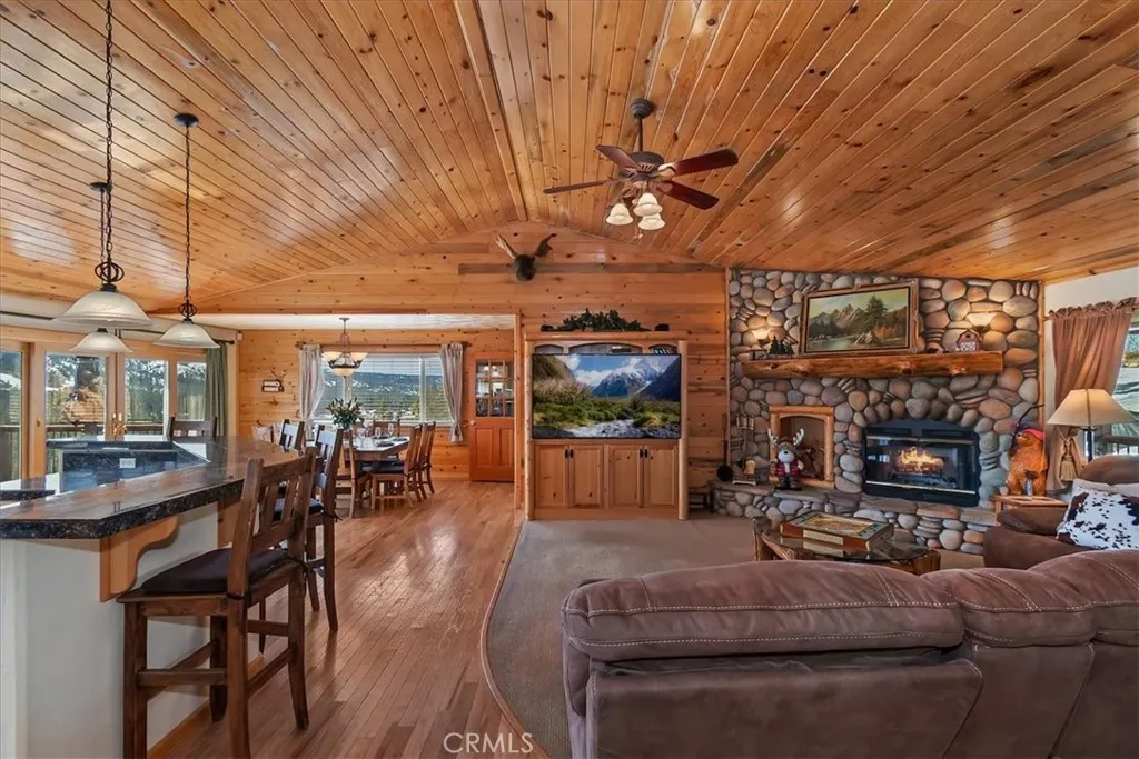 42545 Pegasus, Big Bear Lake, California 92315 home-pic-8