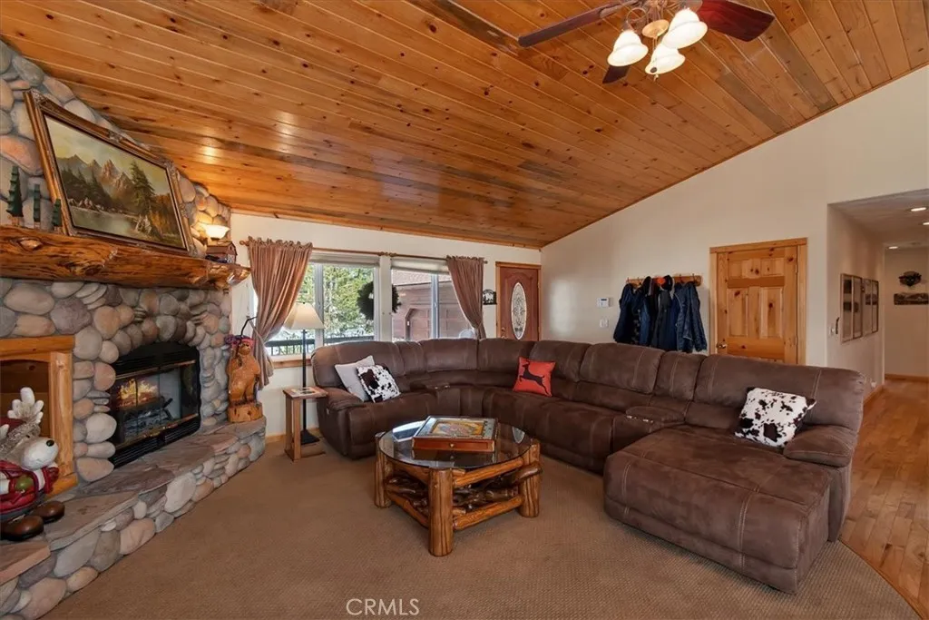 42545 Pegasus, Big Bear Lake, California 92315 home-pic-11