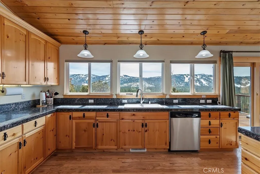 42545 Pegasus, Big Bear Lake, California 92315 home-pic-18